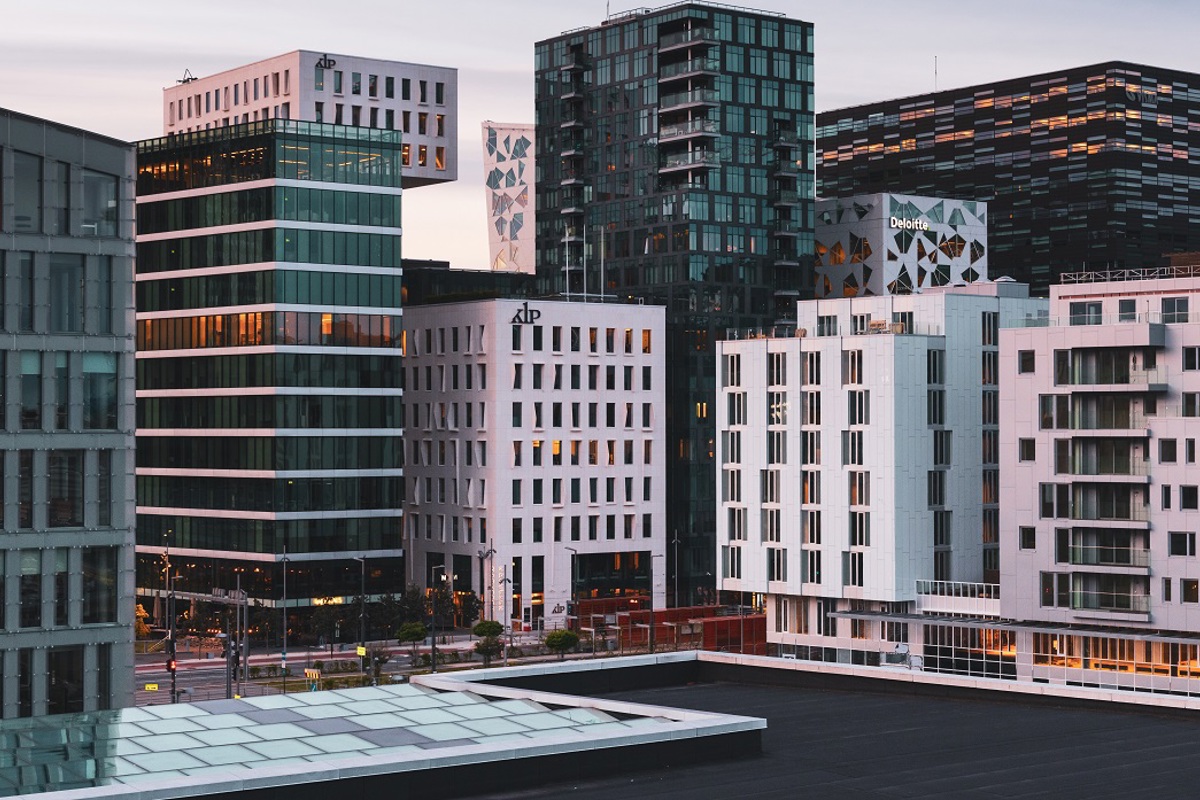 Oslo Cbd 16X9 Jacek Dylag Terxinbhwcw Unsplash