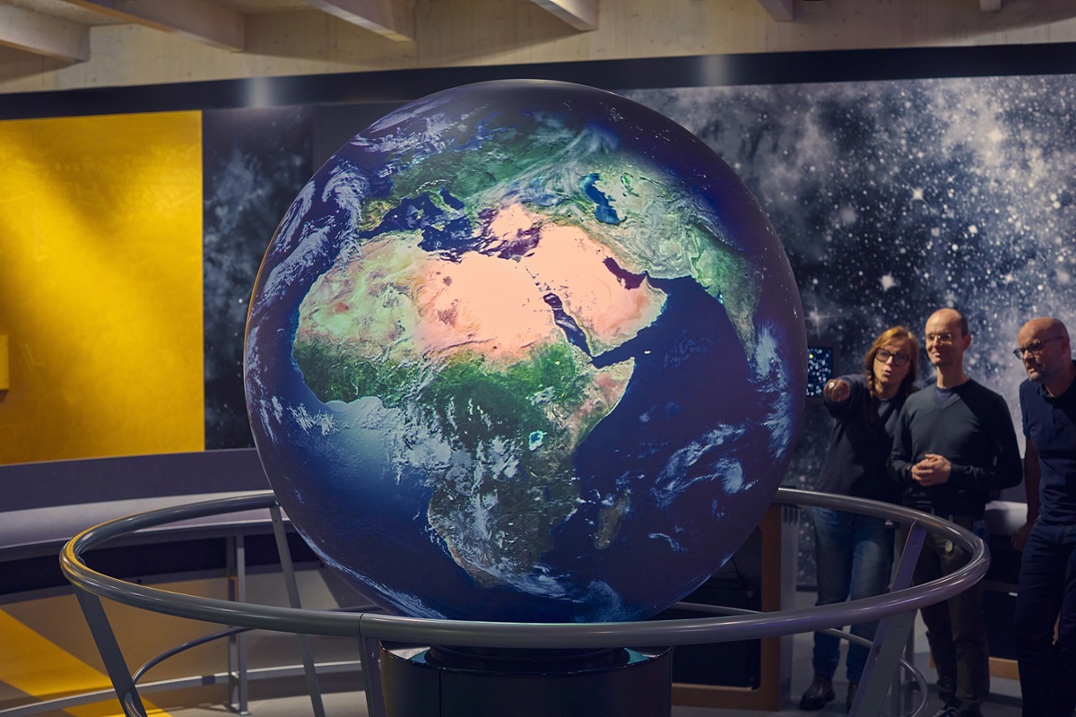 Instalcouniverseum24