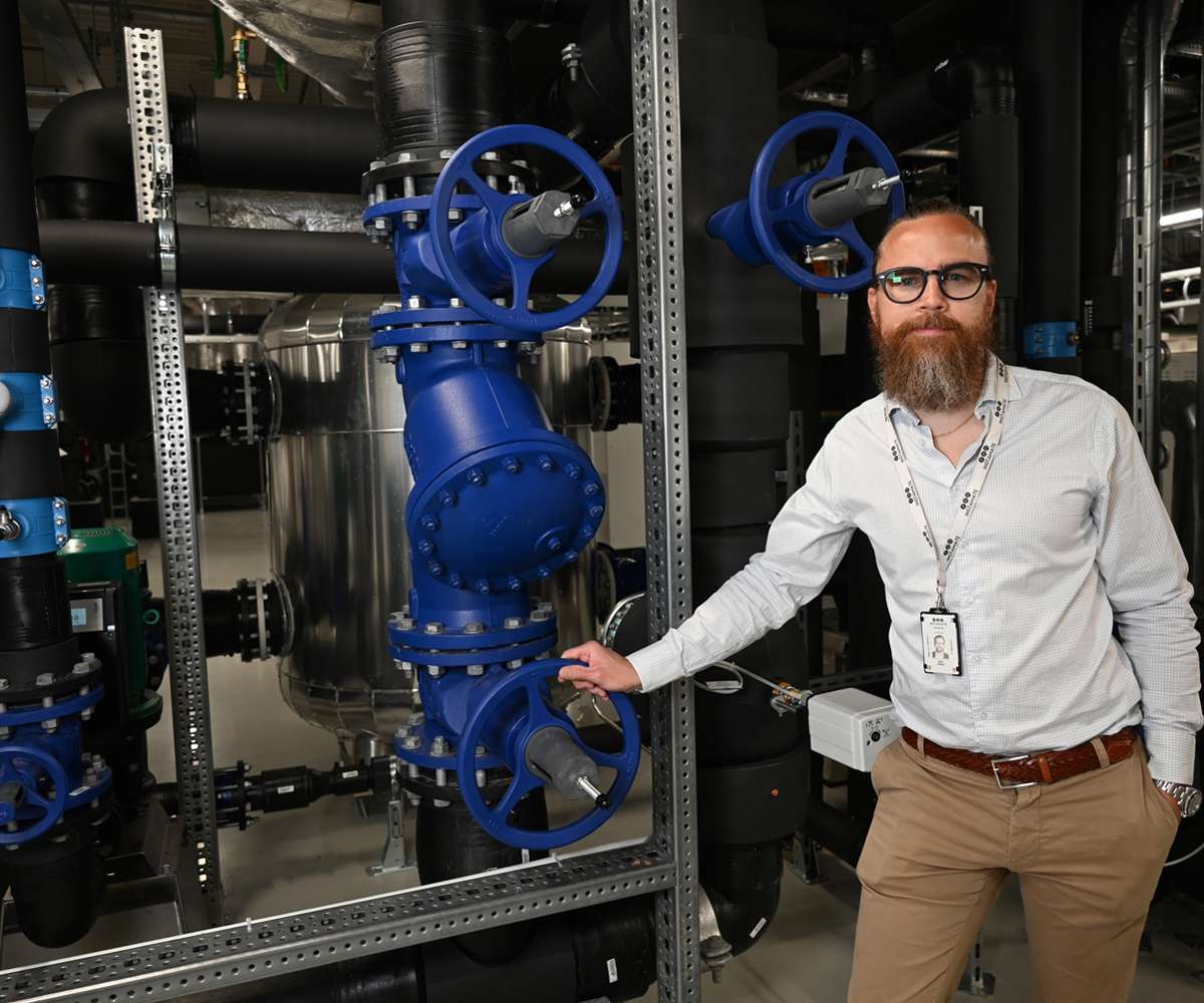 Complex installations in battery development facilities